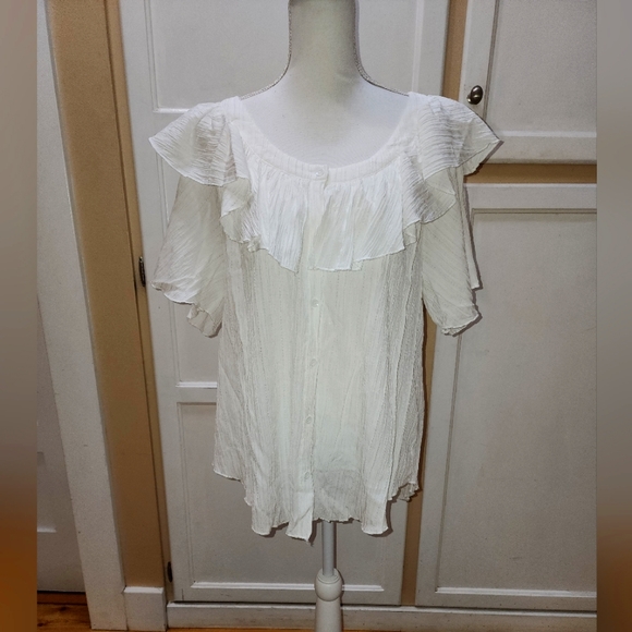 SHEIN Women's Ruffle Short-sleeved Blouse - Picture 2 of 10